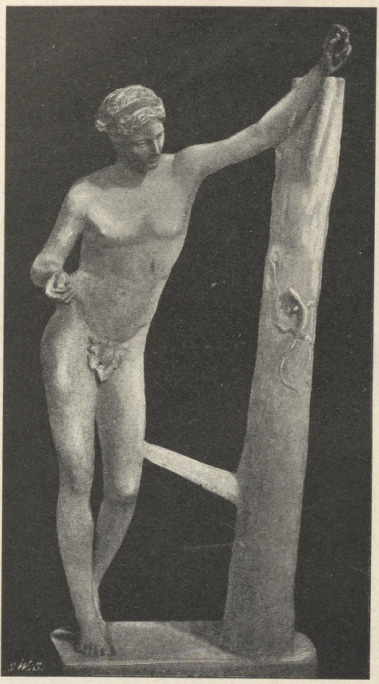 Fig. 225. Apollo Sauroktonos Praksytelesa. Watykan