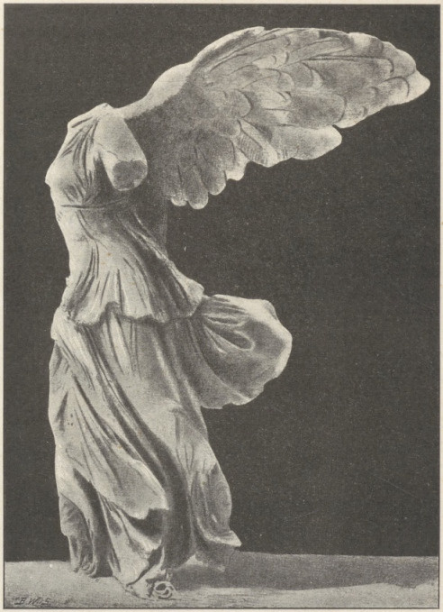 Fig. 250. Nike z Samotracyi, stojąca na okręcie. Luwr.
