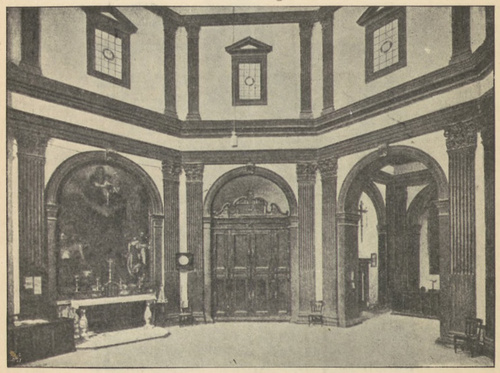 Fig. 53. Zakryotya w S Spirito we Florencyi. Przez Giugliano da San Galio.
