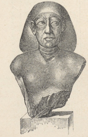 Fig.38. Biust bazaltowy z okresu Saitów. Luwr