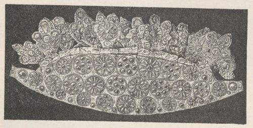 Fig.87. Metalowa ozdoba miceńska (Szliemann)