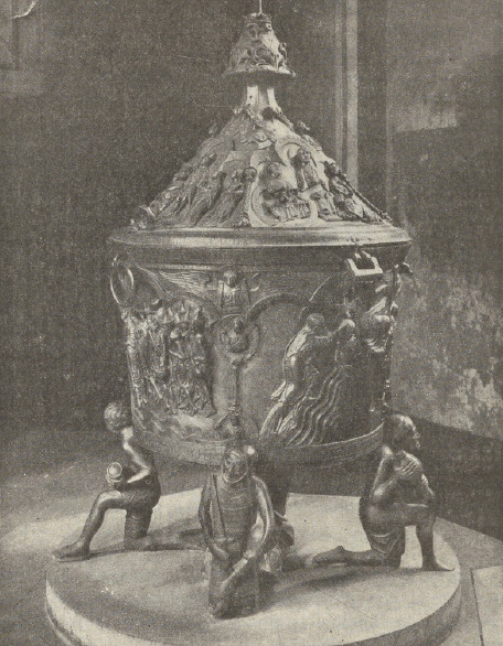 Ryc. 271. Chrzcielnica bronzowa z tumu w Hildesheim.