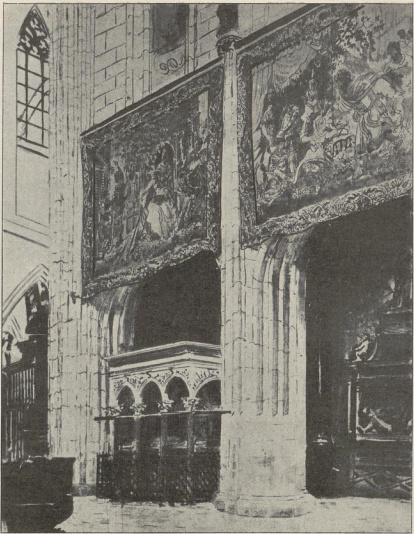 WNĘTRZE KATEDRY WAWELSKIEJ (litogr. ręcznie kolor., 1921)